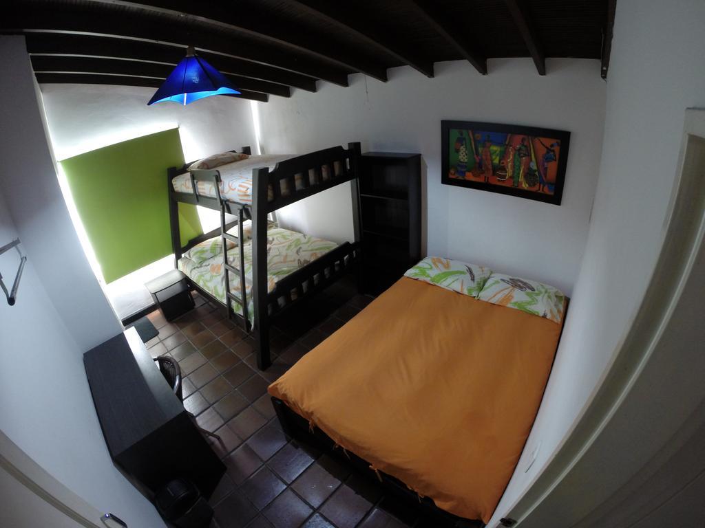 Waypoint Hostel Medellin Bilik gambar